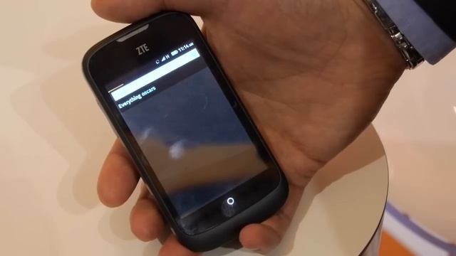 Ukážka Firefox OS na smartfóne ZTE One смотреть онлайн