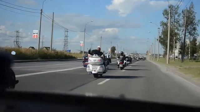 Хулиганы весело покатались (ENG)