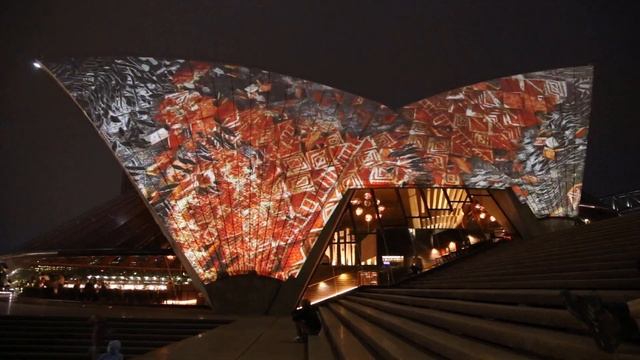 Badu Gili Light Show at Sydney Opera House смотреть онлайн
