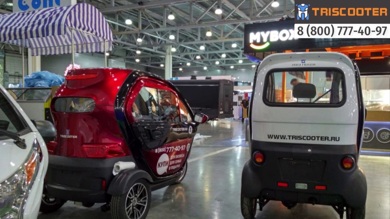Скутер трицикл с кабиной. Вариант с бензиновым двигателем. Трицикл для доставки