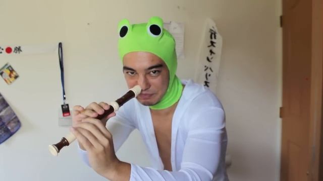 PLAYING RECORDER WITH NOSTRIL