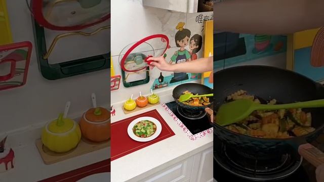 #壁挂锅盖架 收纳锅盖，挂墙上不占空间，还可以放菜板，下方接水盘不怕水流到台面#锅盖架 смотреть онлайн