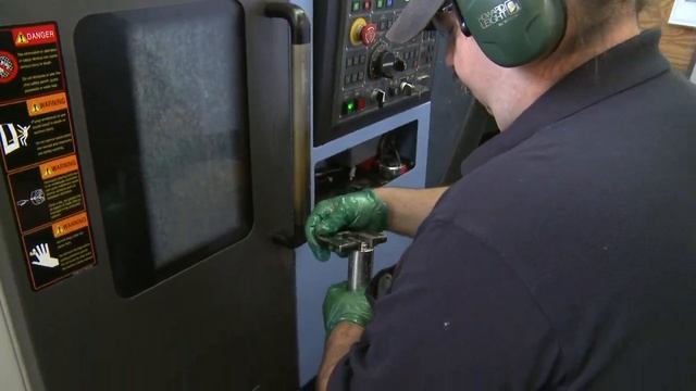 Part 7 Ruger How It's Made -- Barrels смотреть онлайн