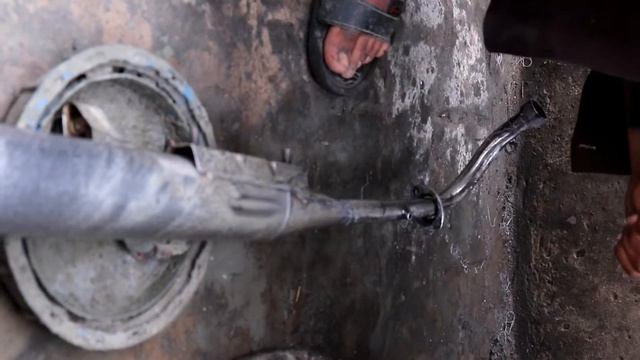 Bike Exhaust Restoration Process |Paint chrome on exhaust || Restoring Bike Exhaust смотреть онлайн