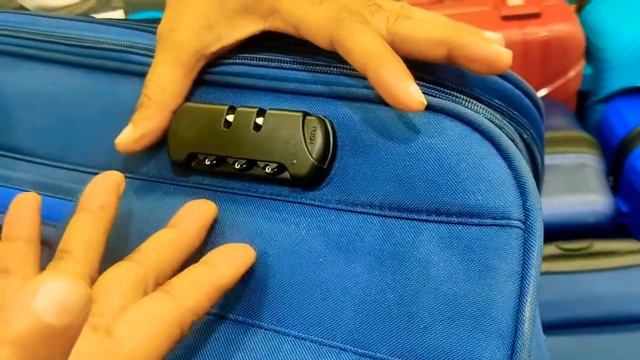 How to set luggage lock |safari trolley bag lock reset |how to set safari trolley bag lock in hindi смотреть онлайн