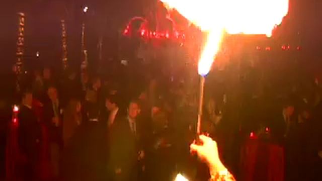 THE BIG BURN- Fire Breather Sets Face on Fire смотреть онлайн