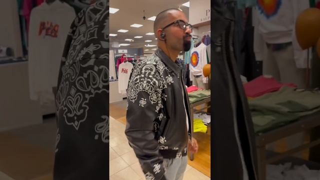 #runwaymones #mensfashion #streetfashion #style #macys #fashion #fashionweek #menstyle #styletips смотреть онлайн