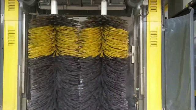 Tata Safari Storme Foam wash смотреть онлайн