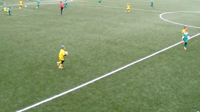 Смена(U10) - Строгино(U10) 4-1 05.10.2013 ЛПМ-2013 2-й круг, 2-тайм. смотреть онлайн