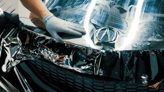 3M™ Wrap Film Series 1080 - Gloss Silver Chrome - Lifestyle смотреть онлайн