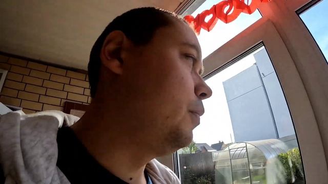 За продуктами в smart. Семейные посиделки. Плов в казане. Дома с семьей. смотреть онлайн