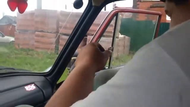 Леха не хлопай дверью! (мем) смотреть онлайн