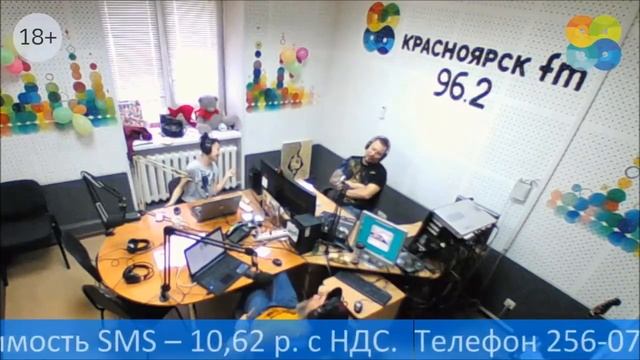 Поем "Черный воооооорон" в утреннем шоу "Завтрак Чемпионов" =) смотреть онлайн