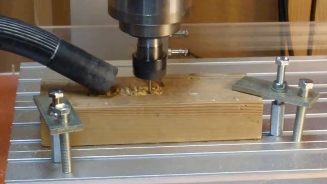 LinuxCNC first test run after rebuild of 6040 mill/router. смотреть онлайн