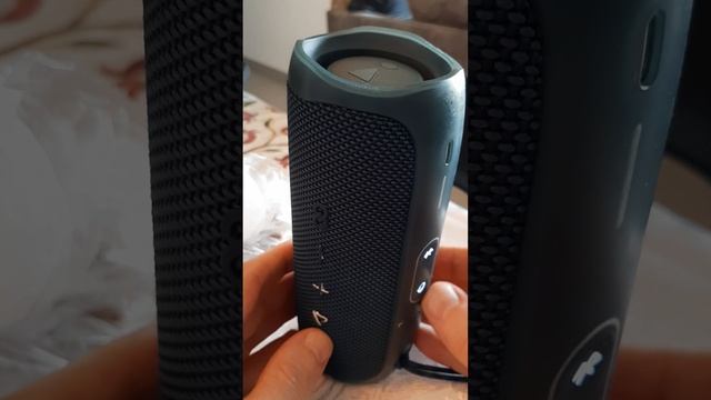איך להפעיל רמקול jbl flip 5 שלא מגיב смотреть онлайн