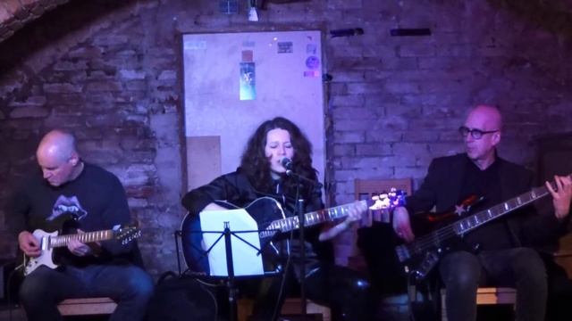 HORSE - MARIA MARACHOWSKA "SIBERIAN BLUES" (Guitar, Vocals, Bass, Effects, Solo Guitar) 2017 смотреть онлайн