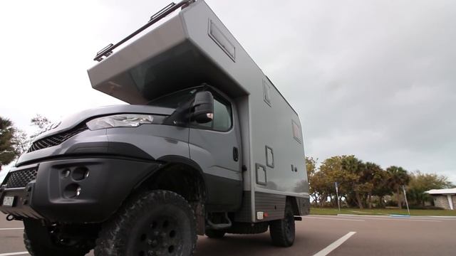 Traveling the WORLD in an Expedition RV / Earthroamer смотреть онлайн