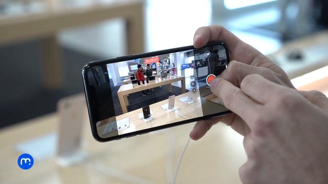 Vyzkoušeli jsme iPhone 11 (Pro). Je to nejlepší fotomobil? смотреть онлайн