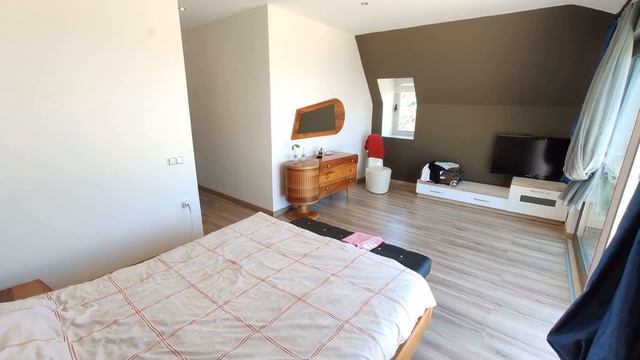 Меблированный дуплекс 3 + 1 с шикарными видами в центре Алании.