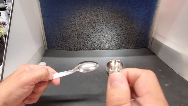 Airbrushing Molotow Chrome From A Marker - Great Results !! смотреть онлайн