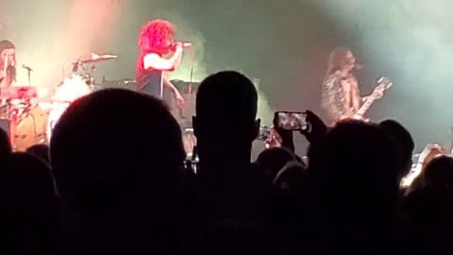 Greta Van Fleet- "Safari Song" LIVE @ Bill Graham Civic Auditorium, San Francisco смотреть онлайн