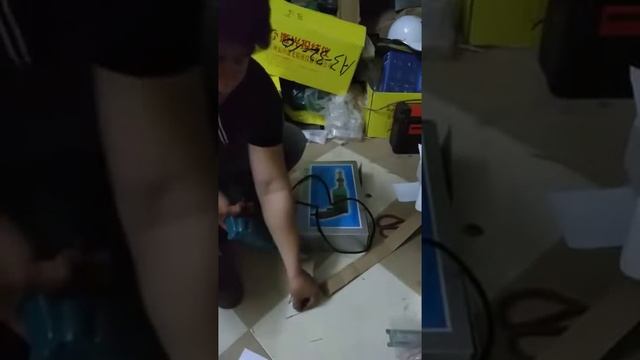 Súng bắn đinh rút rive điện 220v giá 1 100 000vnd lh 0976790770 смотреть онлайн