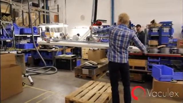 Lifting, tilting and rotating sheets, doors, windows, solar cell panels etc. - with Vaculex VL смотреть онлайн