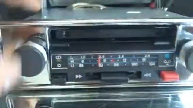 Chromelondon.com BLAUPUNKT BAMBERG CR STEREO CLASSIC CAR CHROME RADIO CASSETTE смотреть онлайн
