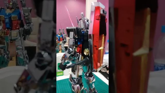 PG 1/60 Gundam RX-78-2 Chrome Plated Version смотреть онлайн