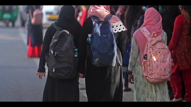 Who is Brave Girl Of India | Brave Girl Muskan | Indian Muslim Girl | Muaaz Shakoor | Hafiz Muaaz смотреть онлайн