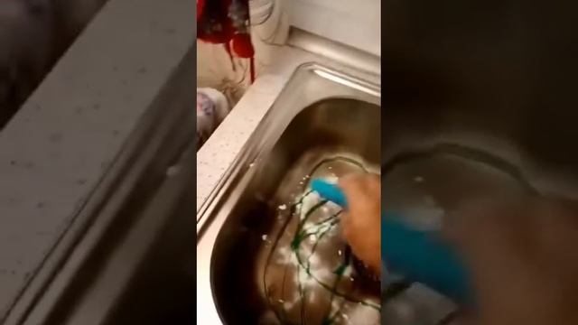 Как быстро и эффективно очистить раковину подручными средствами