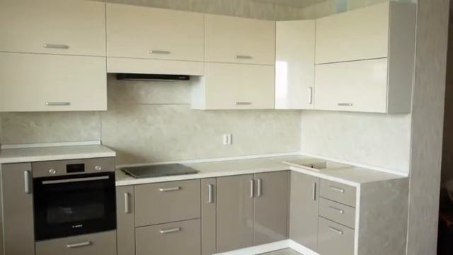 Дизайн кухонь на заказ с фасадми из МДФ смотреть онлайн