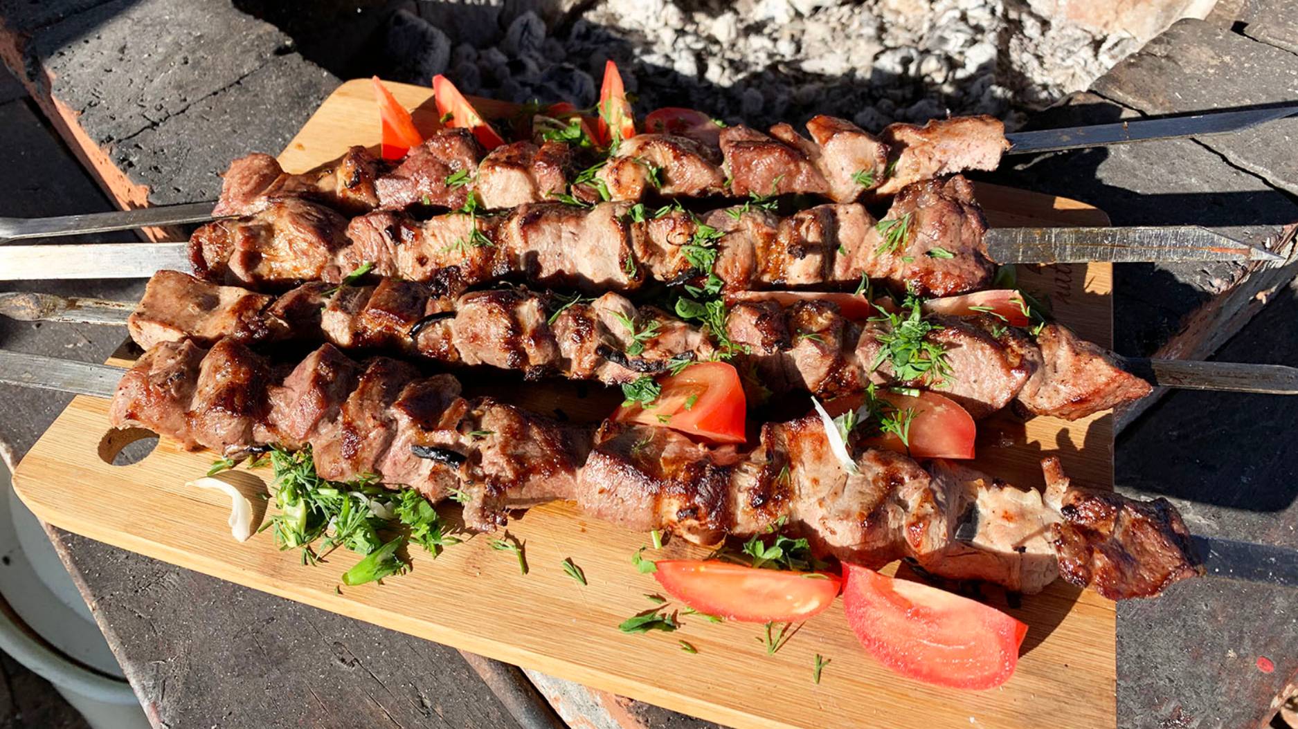 Шашлык из шеи кабана смотреть онлайн