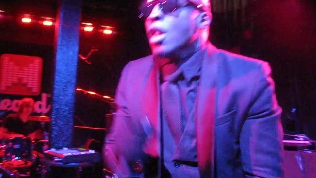 CMJ 2011 - The Upperclass Men - Cemetery Dirt [LIVE] - Heardcase at Dominion Theater смотреть онлайн