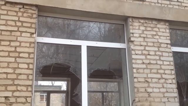 Заброшенный Институт номер (138),разбитые стёкла и нету дверей УЖАС смотреть онлайн