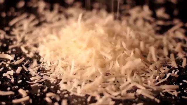 Первенец смотреть онлайн