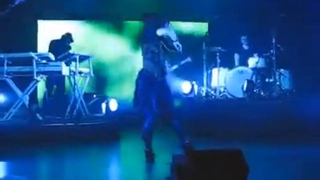 Phantom of the Opera - Lindsey Stirling 04/06/2013 @ Magazzini Generali (MI) смотреть онлайн