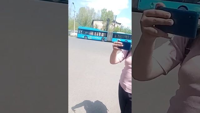 гуляем с друзьями после школы смотреть онлайн