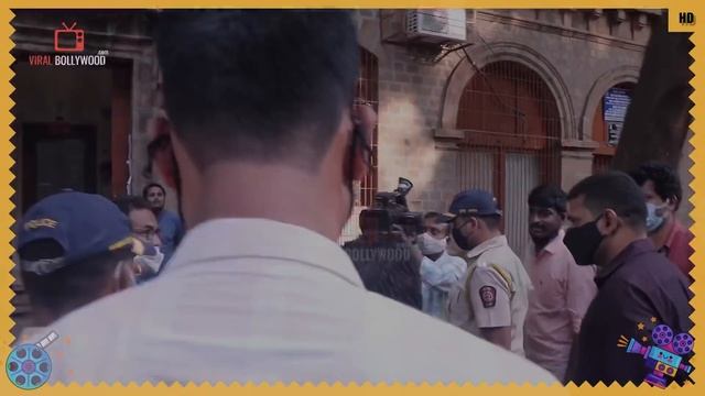 Finally a Smile on Brave Officer Sameer Wankhede Face outside NCB Office смотреть онлайн