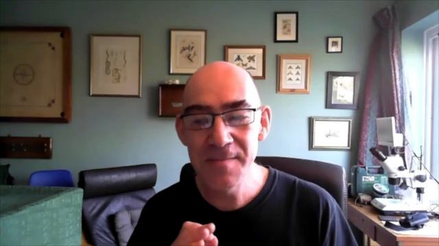 The Worm that Turned | Back Garden Biology 21 with Dr Lindsay Turnbull смотреть онлайн
