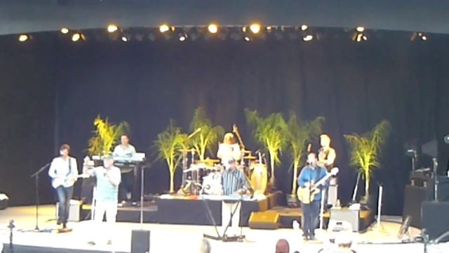 Surfin' Safari by the Beach Boys смотреть онлайн
