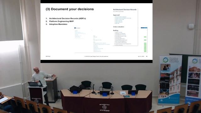 Perspectivas de la arquitectura del software - Enrique Riesgo Canal смотреть онлайн