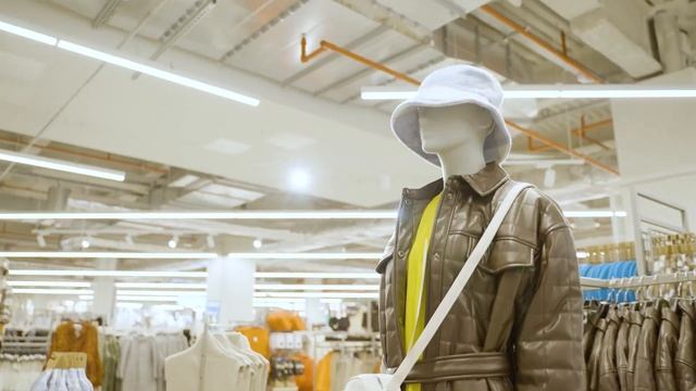 PENNEYS | Store Safari with Niamh Cullen | Tallaght, Dublin смотреть онлайн