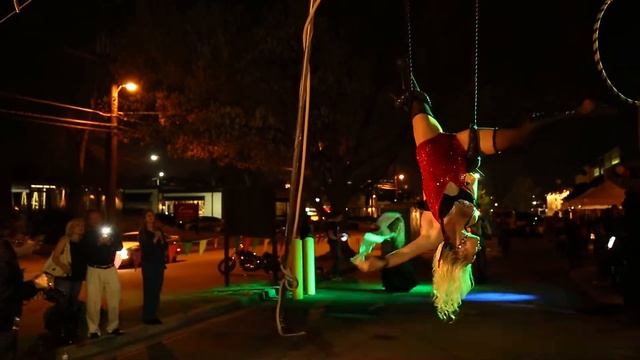 Vivian Kyle Trapeze at the Imperial Opa Circus Fundraiser 4/6/2013 смотреть онлайн