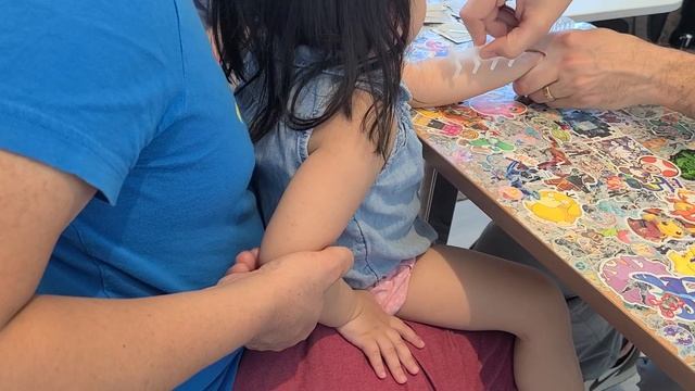 Brave Ellie for allergy test смотреть онлайн