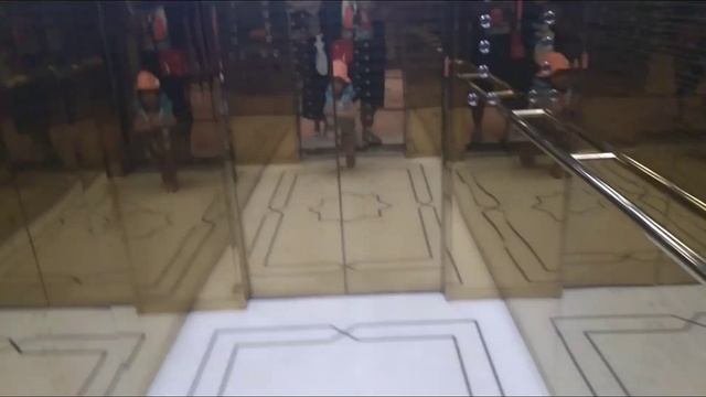 Brave little girl , future diver смотреть онлайн