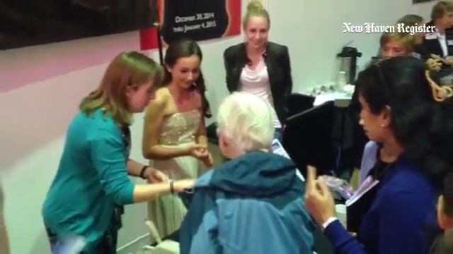 13-year-old Emily Bear earns standing ovation at Shubert, meets fans at intermission. смотреть онлайн