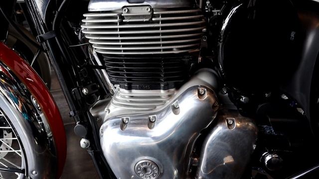 2021 ROYAL ENFIELD CLASSIC 350 BS6 Chrome Red смотреть онлайн