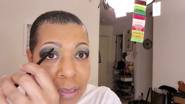 Martine Cosmetics | 669 Palette | 4 Looks 1 Palette | Tutorial #1 of 4 смотреть онлайн