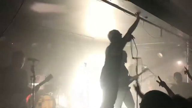 THE WONDER YEARS - I Wanted So Badly To Be Brave live @ The Brass Monkey, Ottawa (Nov 07, 2018) смотреть онлайн
